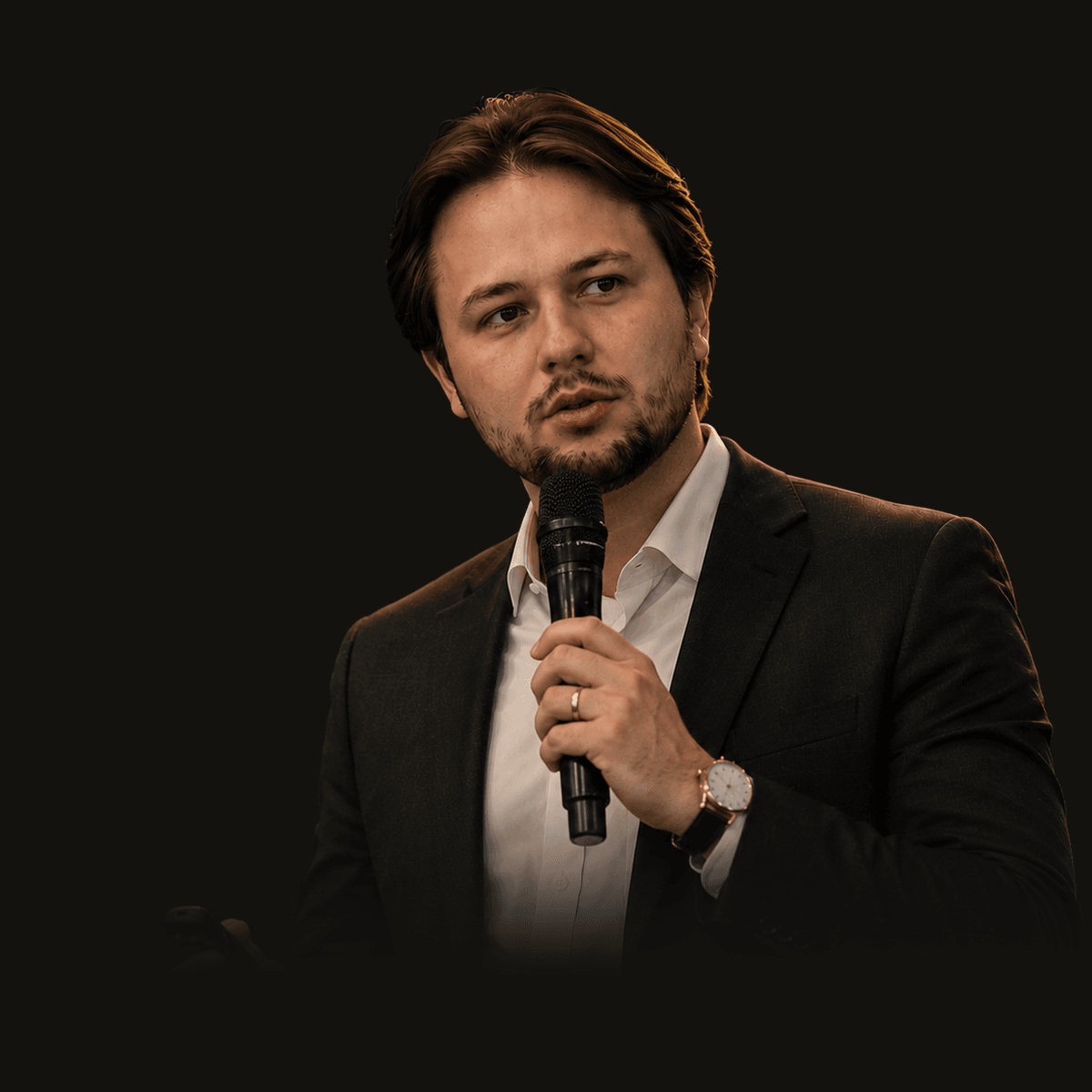 Luan Taube, Fundador do Grupo Valeur